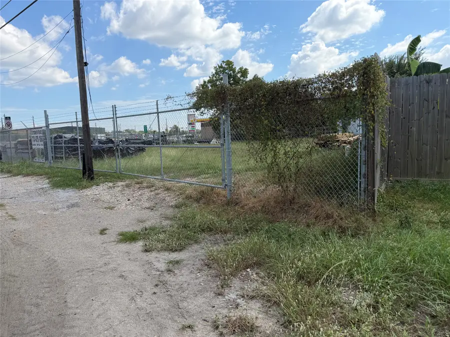 9802 Galveston Road, Houston, TX 77034 - #2