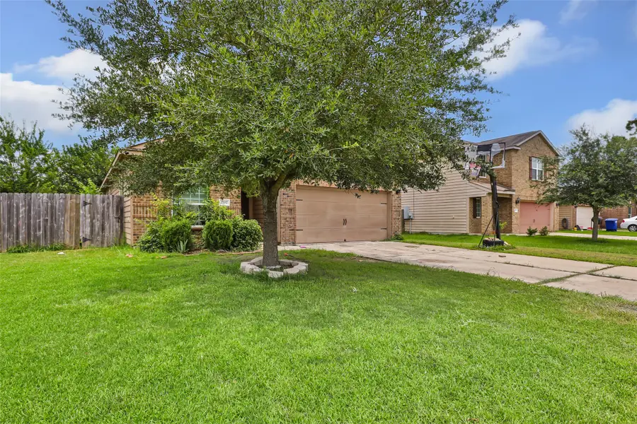 2707 Tracy Lane, Highlands, TX 77562 - #3