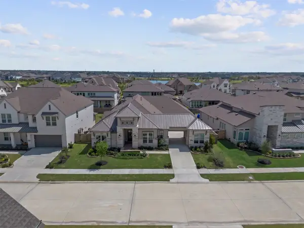 10830 White Mangrove Drive, Cypress, TX 77433
