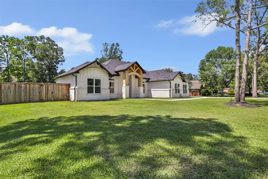 2423 Roman Forest Boulevard, New Caney, TX 77357 - #2