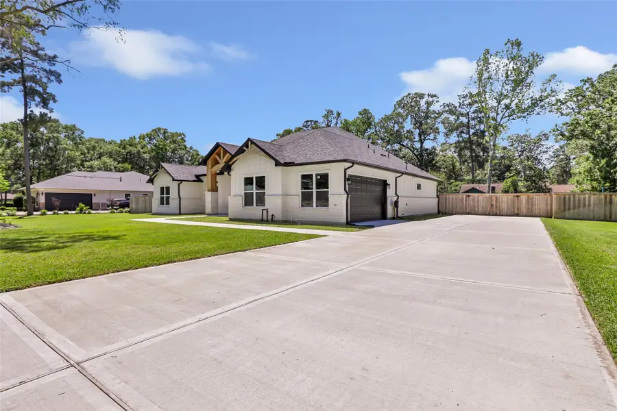 2423 Roman Forest Boulevard, New Caney, TX 77357 - #3