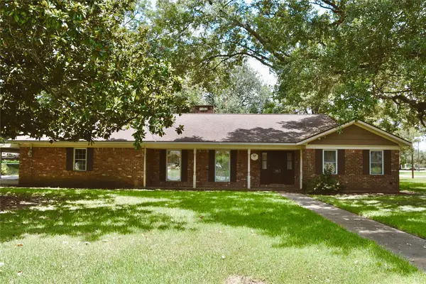 506 Olive, Wharton, TX 77488