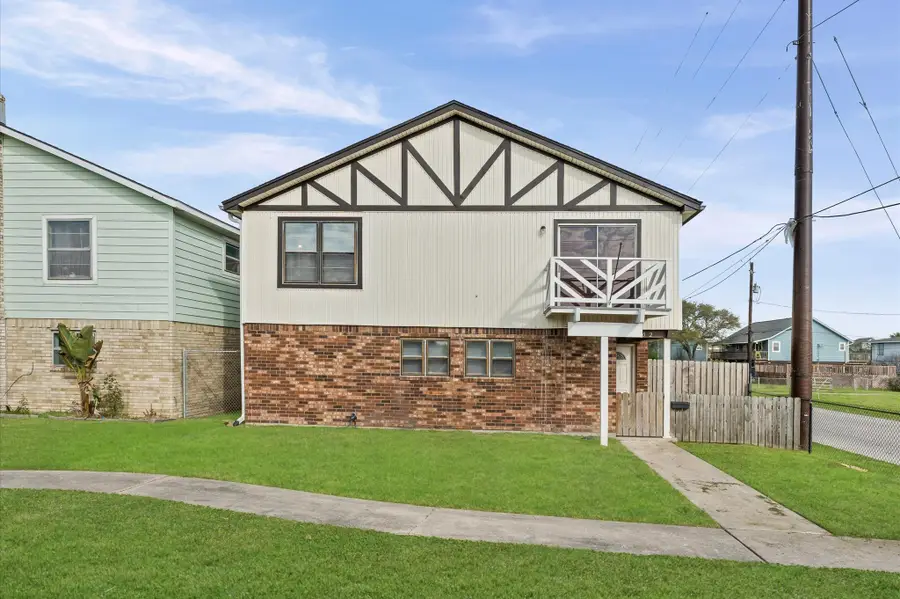 7302 Jones Drive, Galveston, TX 77551 - #2