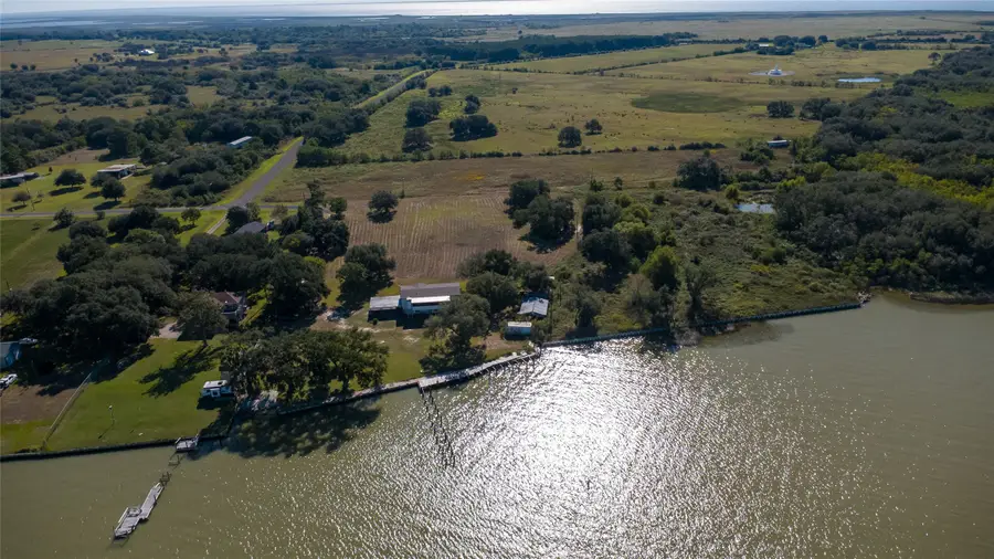 223 Fisherman Road, Anahuac, TX 77514 - #2