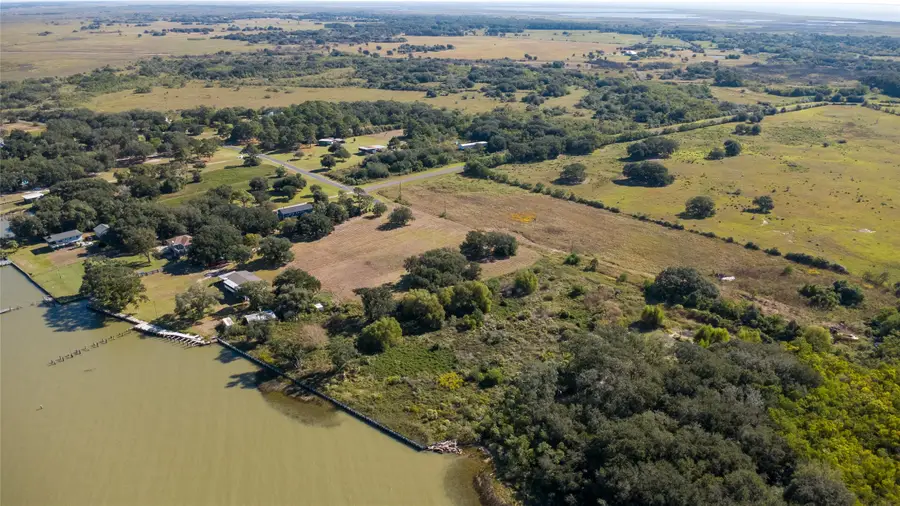 223 Fisherman Road, Anahuac, TX 77514 - #3