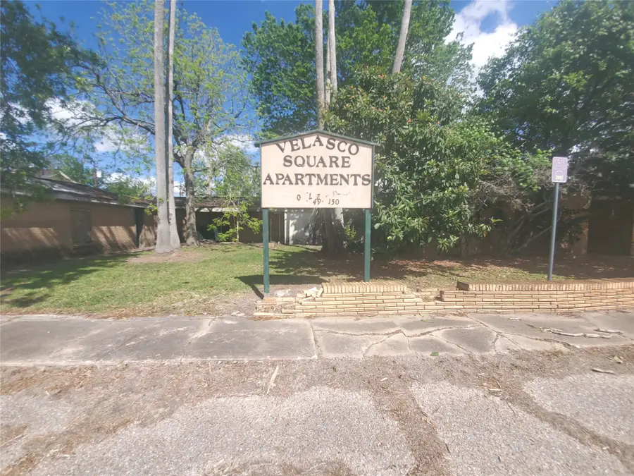 708 N Velasco Street #N, Angleton, TX 77515 - #2