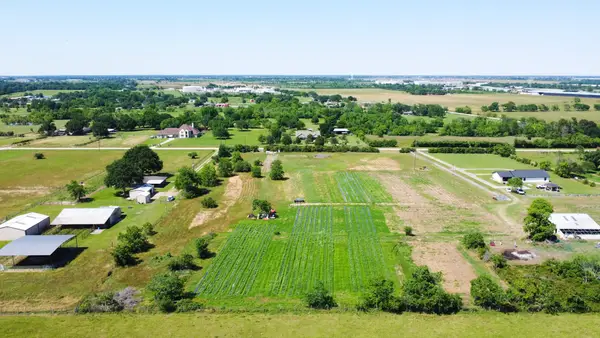 34235 Brumlow Road, Waller, TX 77484