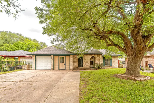 1006 Fruitvale Drive, Houston, TX 77038