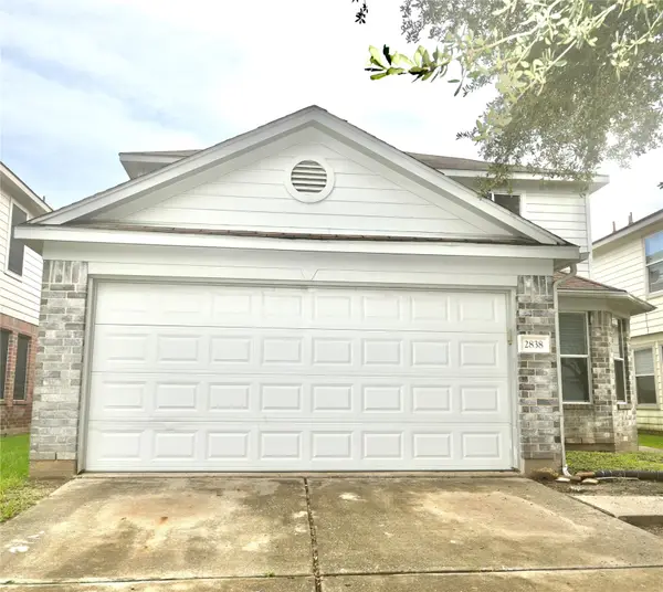 2838 Packard Elm St, Houston, TX 77038