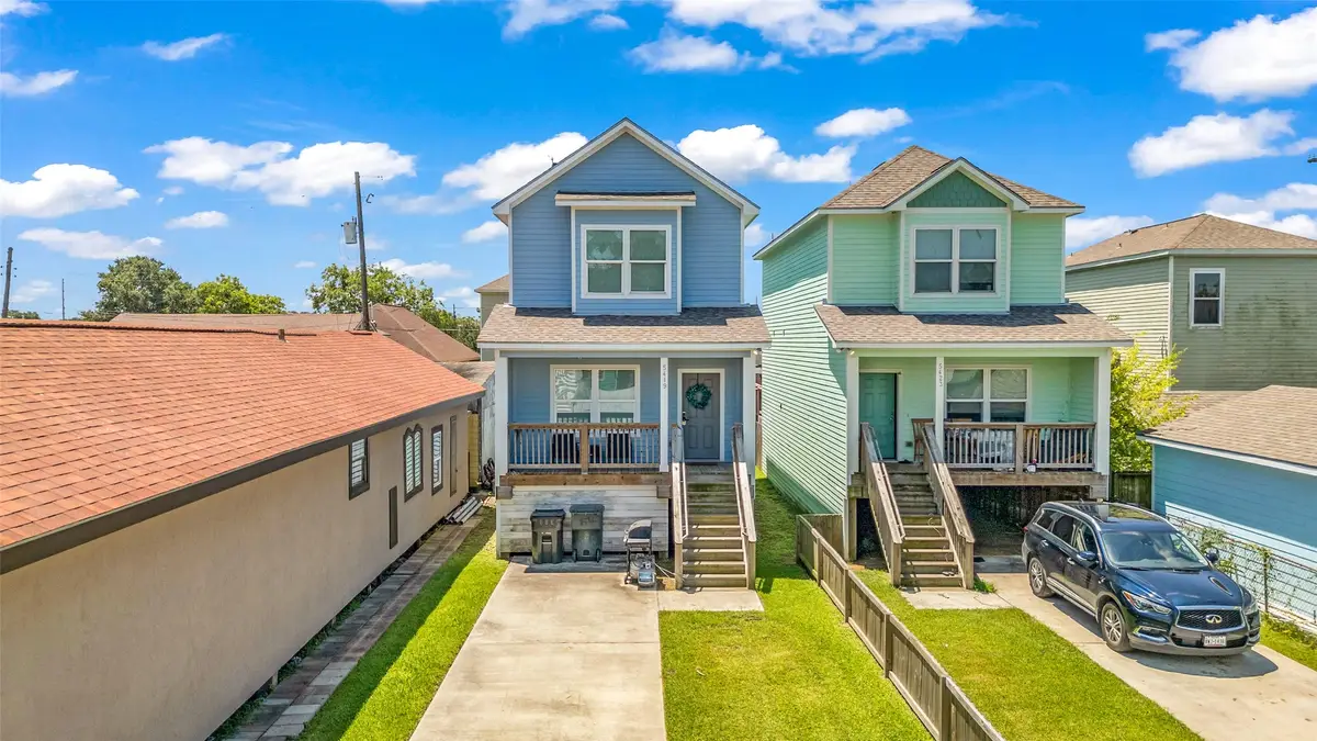 5419 Avenue N 1/2, Galveston, TX 77551 - #1