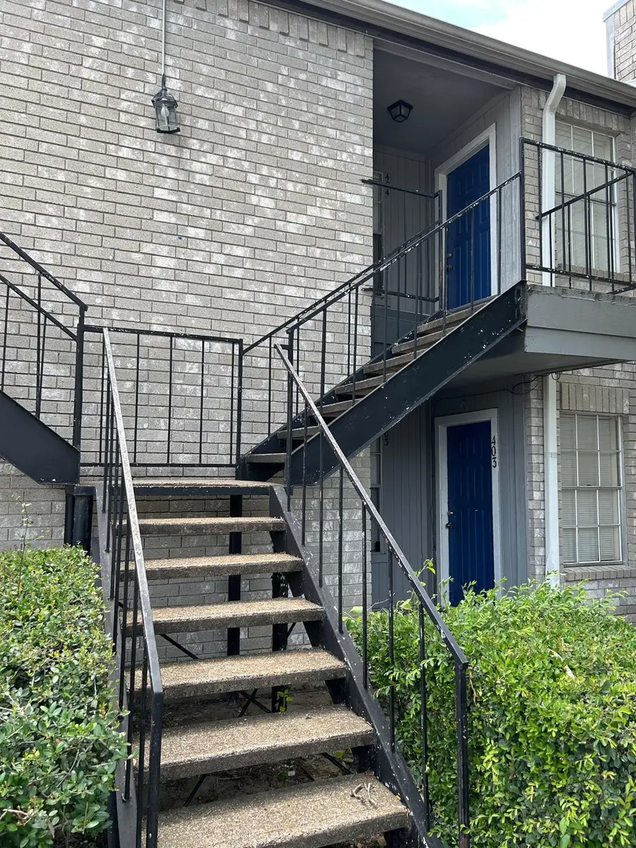 9700 Leawood Boulevard #404, Houston, TX 77099 - #3