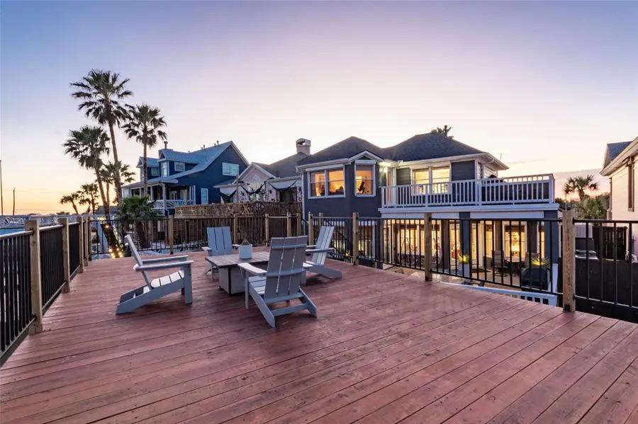 127 Port Street, San Leon, TX 77539 - Image #2