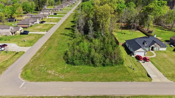 310 Road 6615, Dayton, TX 77535