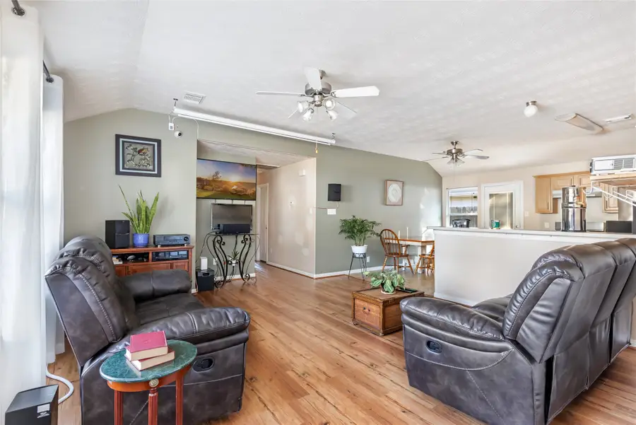 24318 Hard Wood Drive, Huffman, TX 77336 - Image #2