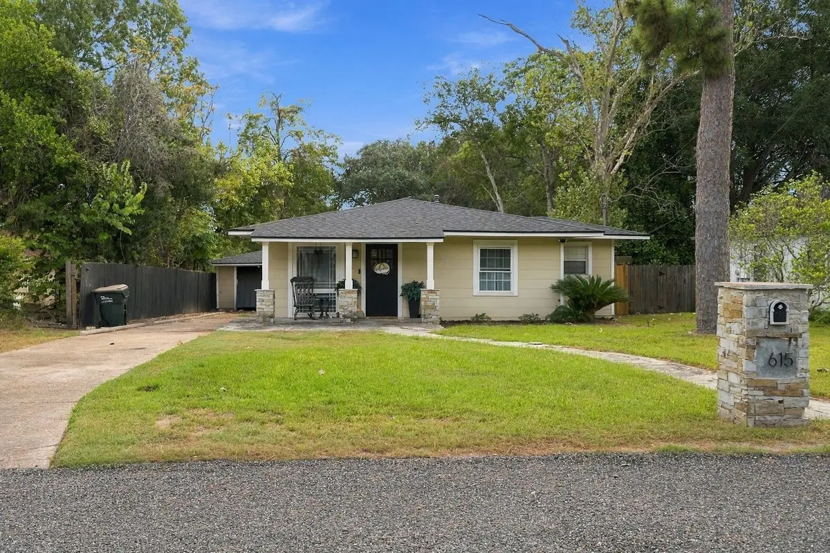 1615 Front Street, Columbus, TX 78934 - #1