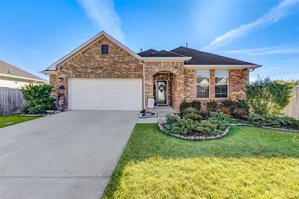 8023 Royal Palm Drive, Fulshear, TX 77441