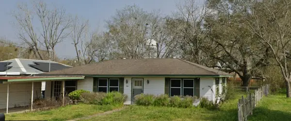 706 Cemetery Avenue, Eagle Lake, TX 77434