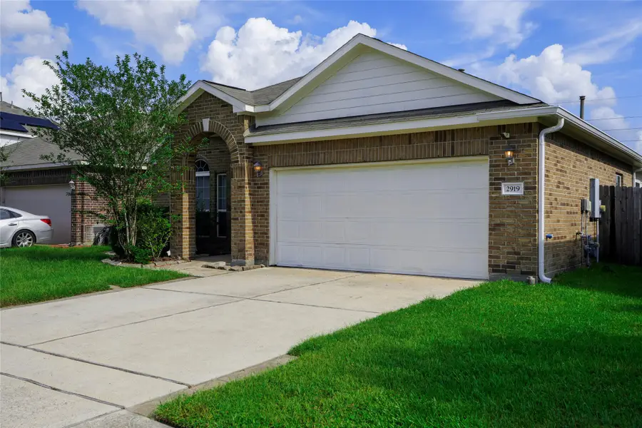 2919 Silverchase Meadows Drive, Houston, TX 77014 - #2