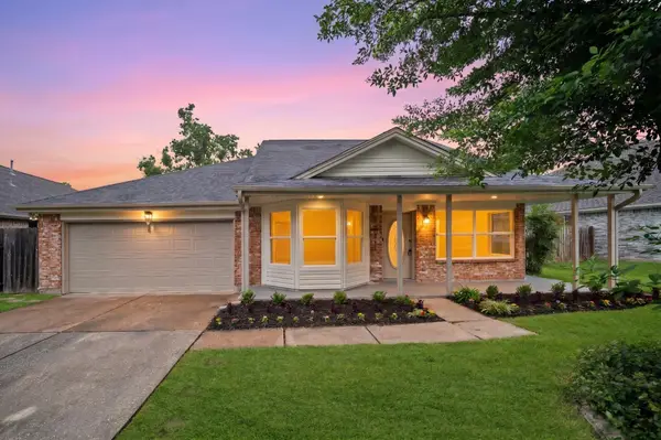 12031 Kleinmeadow Drive, Houston, TX 77066