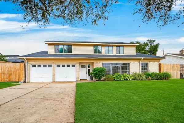 9110 Vickijohn Drive, Houston, TX 77031