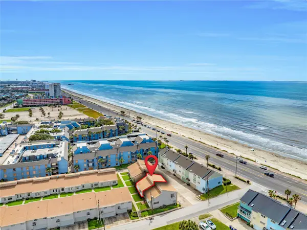 3700 83rd Street #4, Galveston, TX 77554