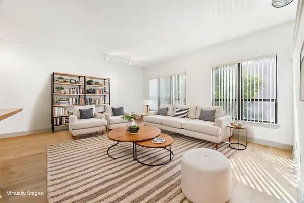 1901 Post Oak Boulevard #2203, Houston, TX 77056
