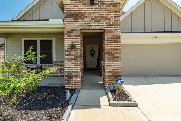 9705 Wall Street, Texas City, TX 77591