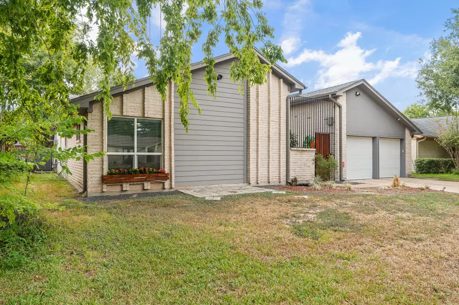 9411 Claridge Drive, Houston, TX 77031 - Image #2