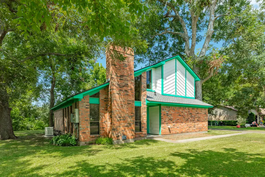 204 Sleepy Hollow Drive, Lake Jackson, TX 77566 - #3