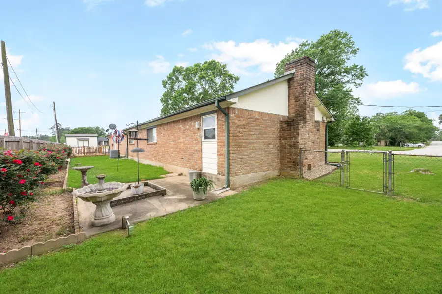 10192 Fm 1097 Road W, Willis, TX 77318 - Image #3