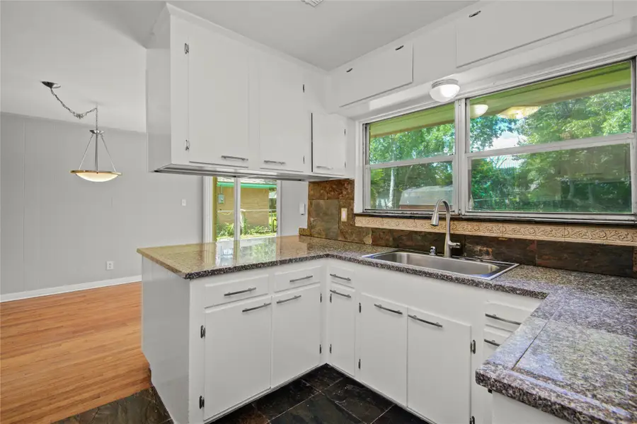 11206 Cliffwood Drive, Houston, TX 77035 - #3