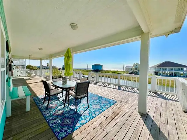 3174 Sea Castle Drive, Crystal Beach, TX 77650 - Image #2