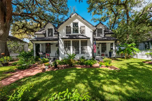 412 W Sidnor Street, Alvin, TX 77511