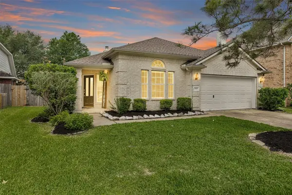 2614 Easton Springs Court, Pearland, TX 77584
