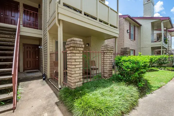 2120 El Paseo Street #603, Houston, TX 77054