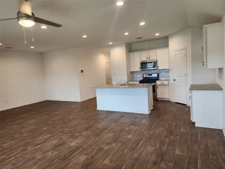 20390 Tembec Drive, New Caney, TX 77357 - Image #3