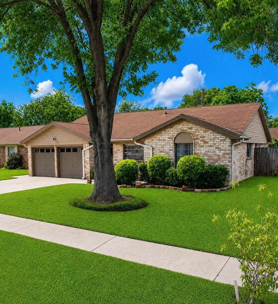 8419 Avington Road, La Porte, TX 77571 - #2