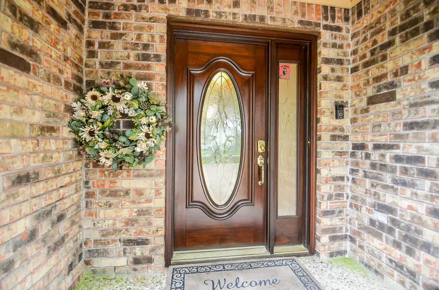 626 Longview Drive, Sugar Land, TX 77478 - #3