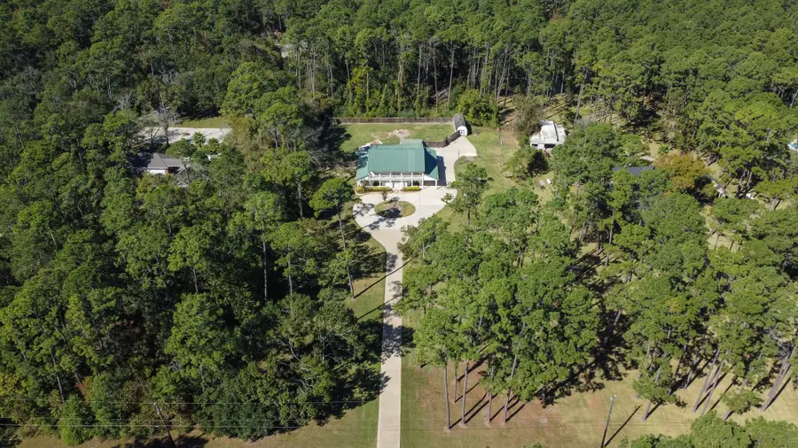 7316 Pine Drive, Alvin, TX 77511 - Image #2