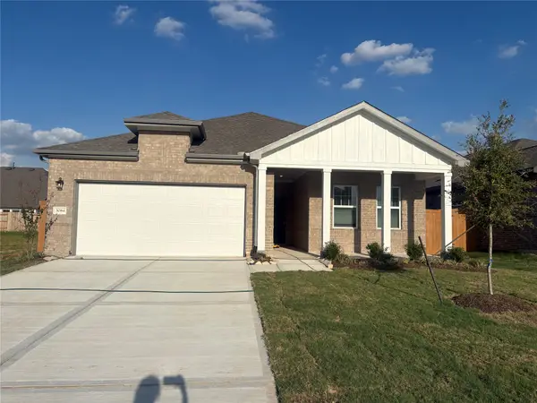 3084 Oasis Falls Drive, Brookshire, TX 77423