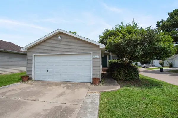 10227 Checkerberry Park Ln Lane, Tomball, TX 77375