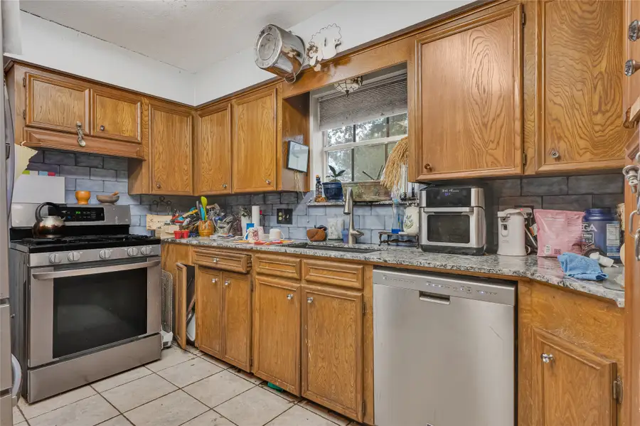 505 Oak Drive, Friendswood, TX 77546 - #3