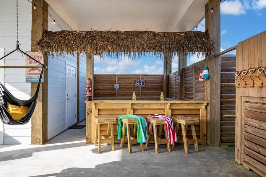 2285 E Lobster Street, Crystal Beach, TX 77650 - #2