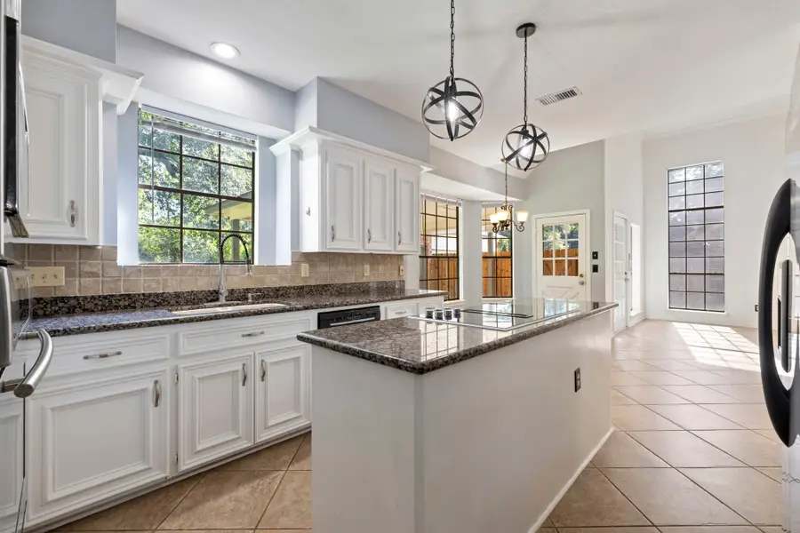 2807 Four Pines Drive, Kingwood, TX 77345 - Image #2