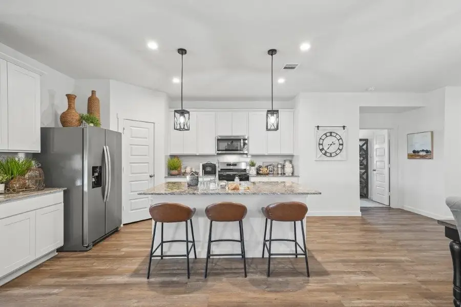 4107 Sterling Springs Lane, League City, TX 77573 - Image #2