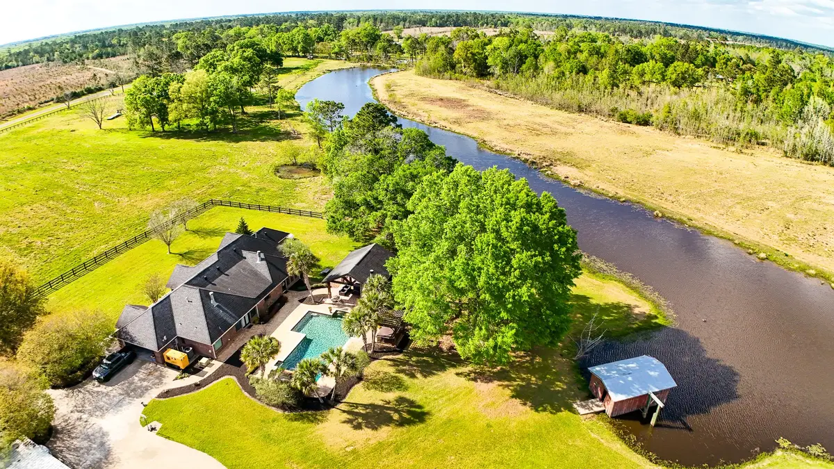 4340 Highway 1131, Vidor, TX 77662 - #1