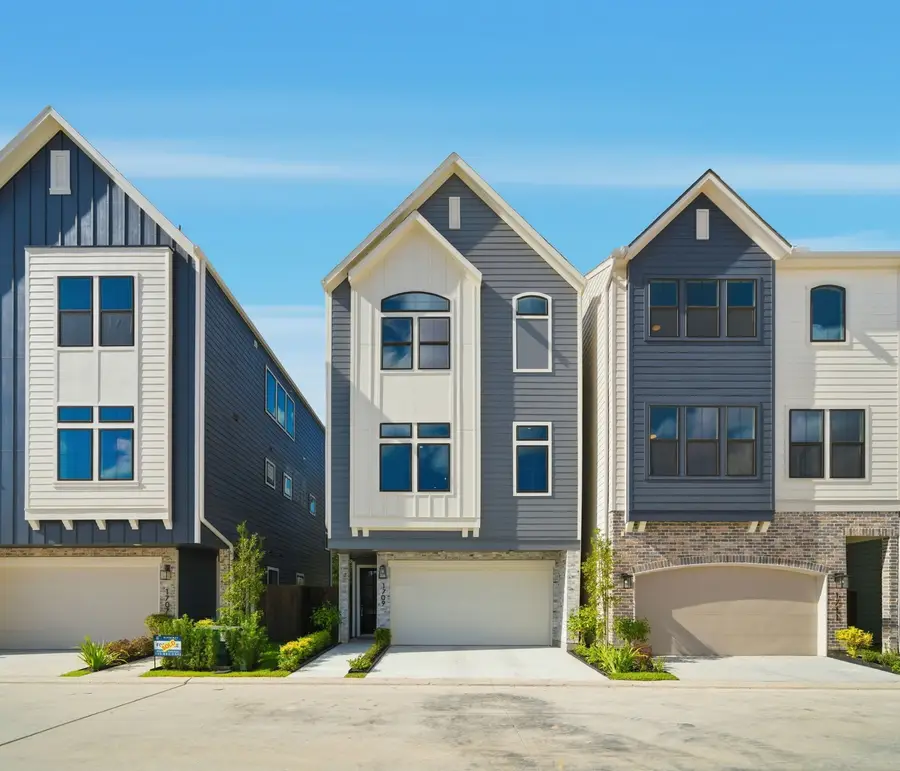 1709 Bologna Lane, Houston, TX 77055 - Image #2