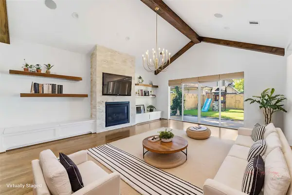 1216 Chamboard Lane, Houston, TX 77018