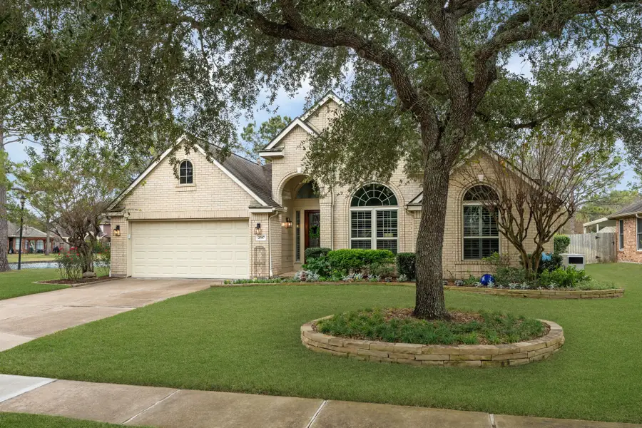 2507 Crystal Lake Court, Richmond, TX 77406 - Image #2