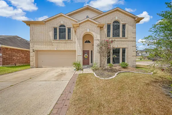 7435 Superior Drive, Baytown, TX 77521